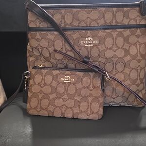 Coach Brown Signature Tote and Wristlet Set